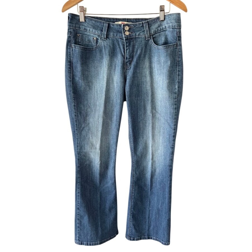 Levis 526 Slender Boot Jeans Womens 8 S/C Medium Wash Flap Pocket Stretch Blue
